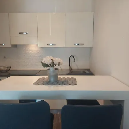 Apartman Sunny *